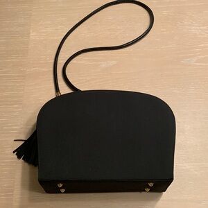 Francois Pinet black purse w/ long crossbody strap, spotless in an out!